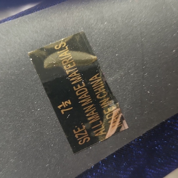 High heels - Picture 3 of 6